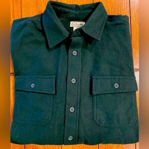 L.L. Bean men’s button down LS shirt, forest green, XL Tall, chest pockets